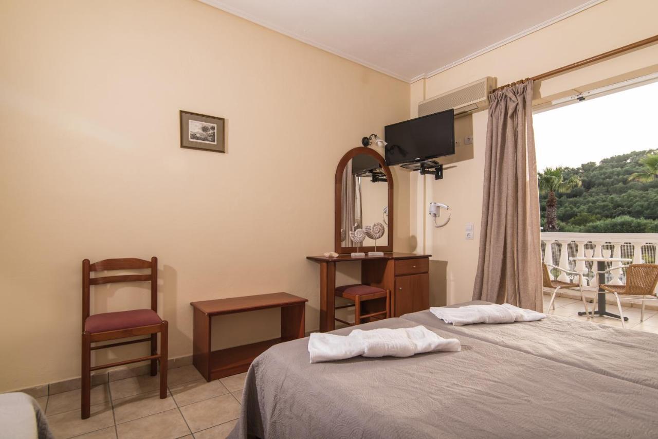 Hotel Petros Tsilivi  Exterior photo