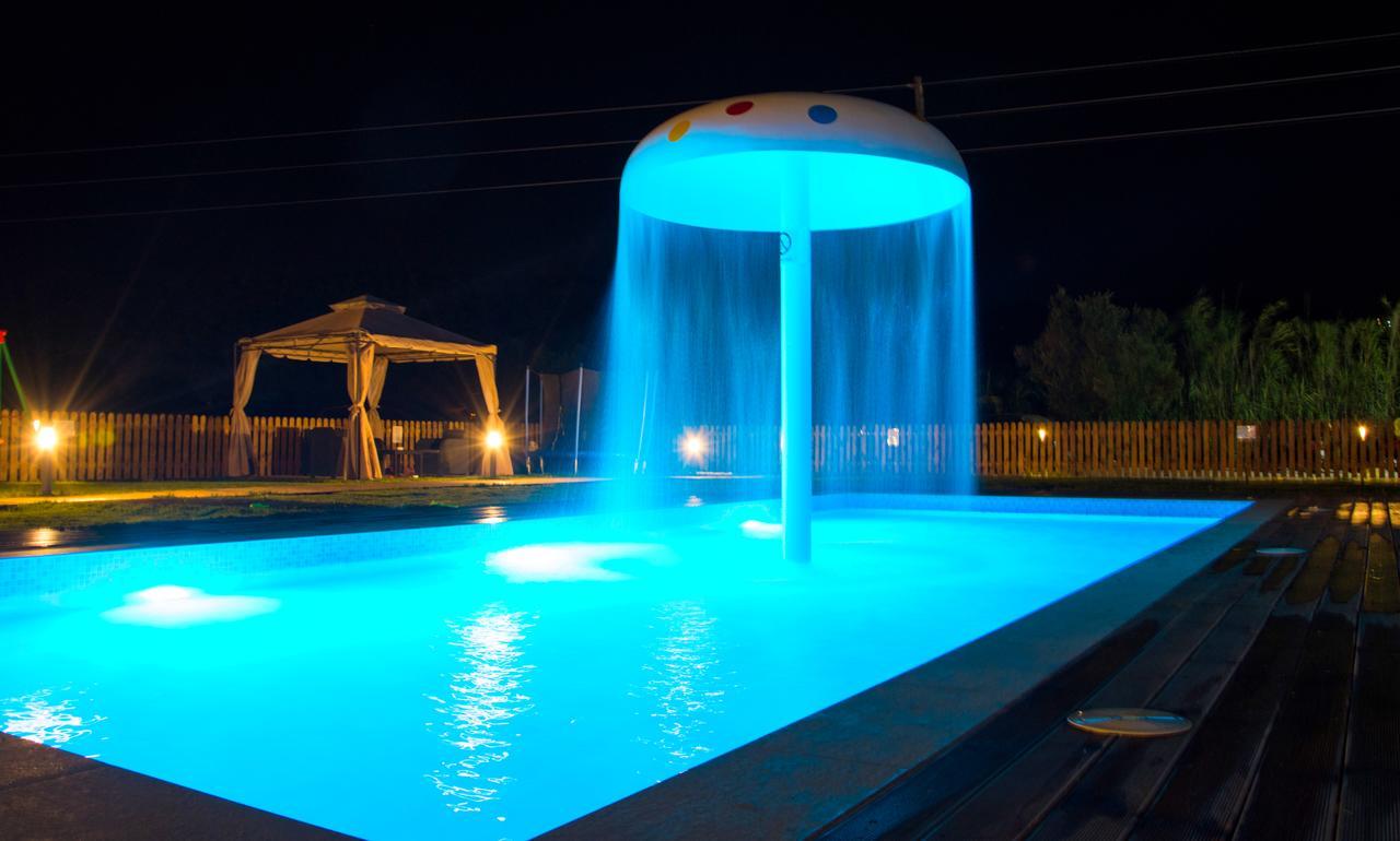Hotel Petros Tsilivi  Exterior photo